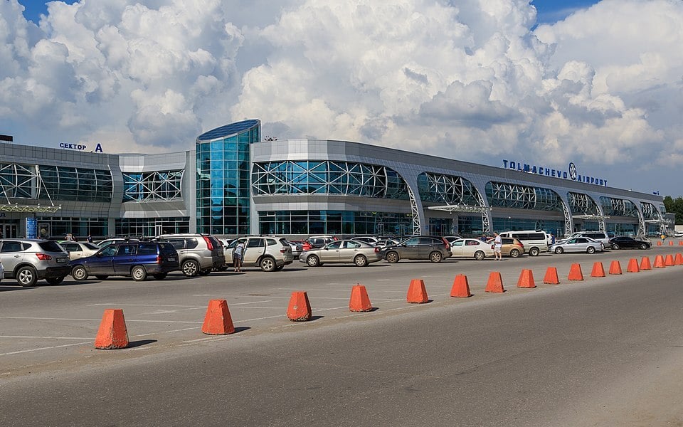 960px-Nsk-Ob_Tolmachevo_terminal_07-2016